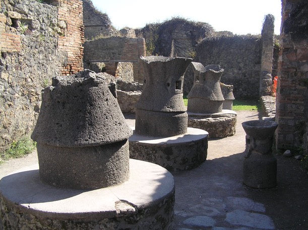 177Pompei"Mills"
