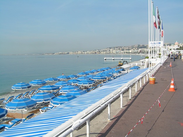 22.NiceBeachUmbrellas