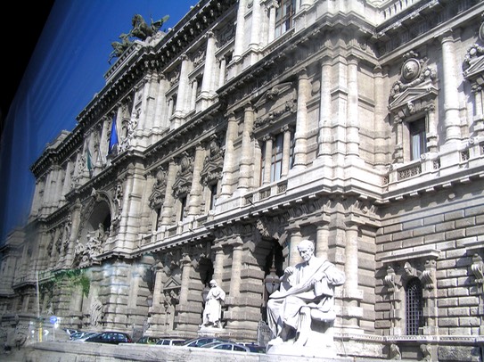 233HallOfJusticeInRome