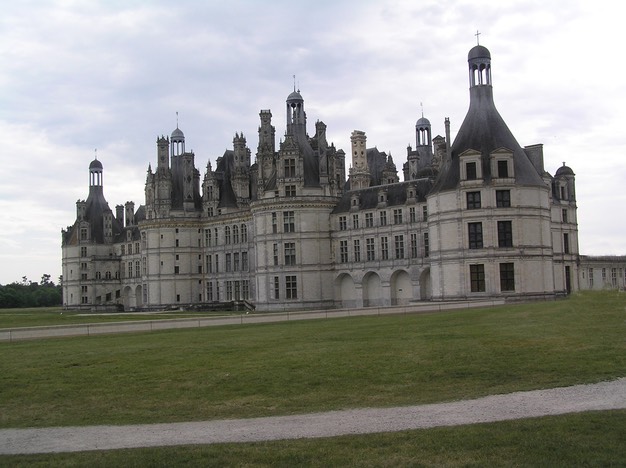 2.Chateau CHAMBORD