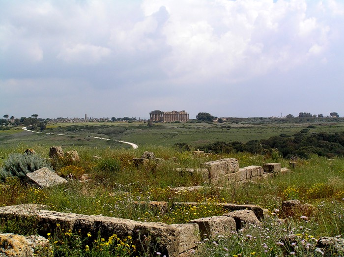 68SelinunteRuinsLandscape