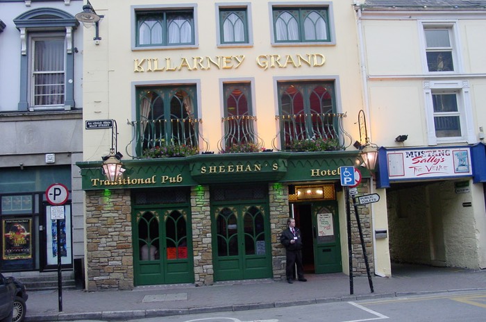 68Sheehans Pub in Killarney