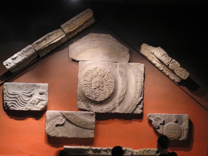 87Stone Fragments in Roman Baths